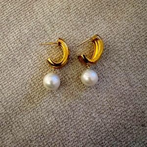 Agmes Gold Vermeil with freshwater pearls